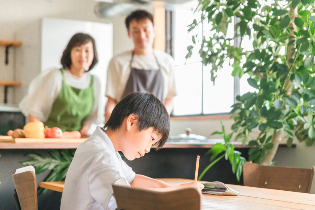 子どもの成長に合わせてリビング学習や家族のくつろぎに活用できるLDK